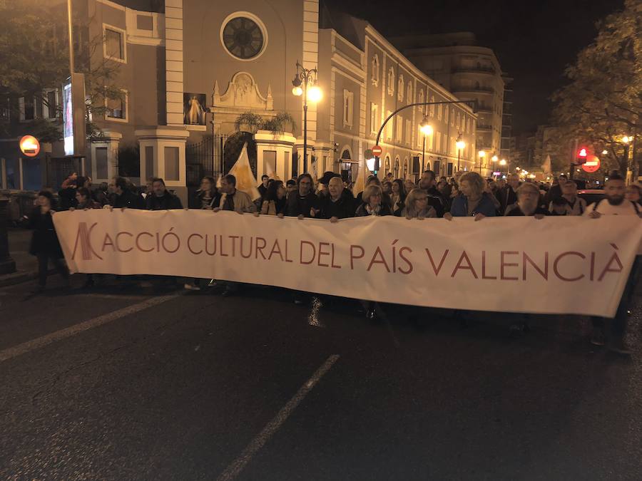 Fotos de la manifestación en Valencia por una financiación justa