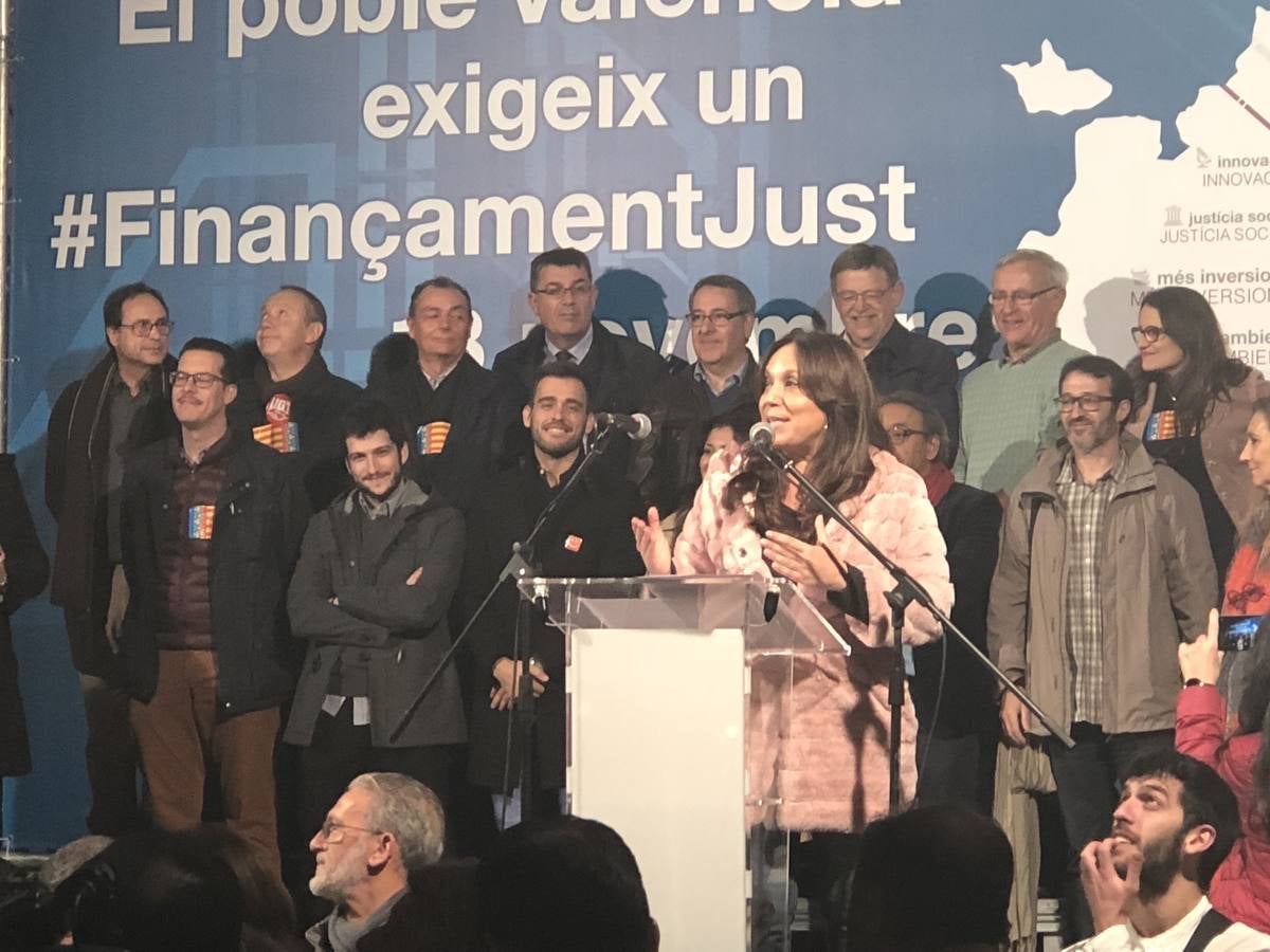 Fotos de la manifestación en Valencia por una financiación justa