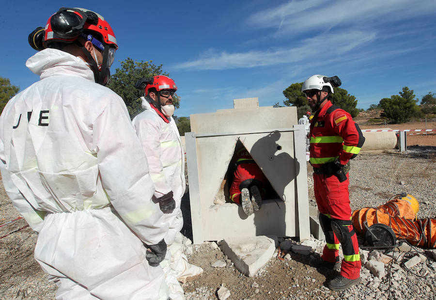 Fotos del tercer Batallón de Intervención de Emergencias de la UME en Bétera