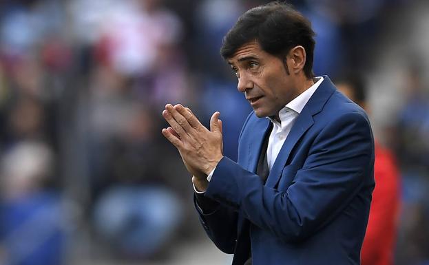 Marcelino durante el encuentro con el Espanyol en el que fue sancionado.