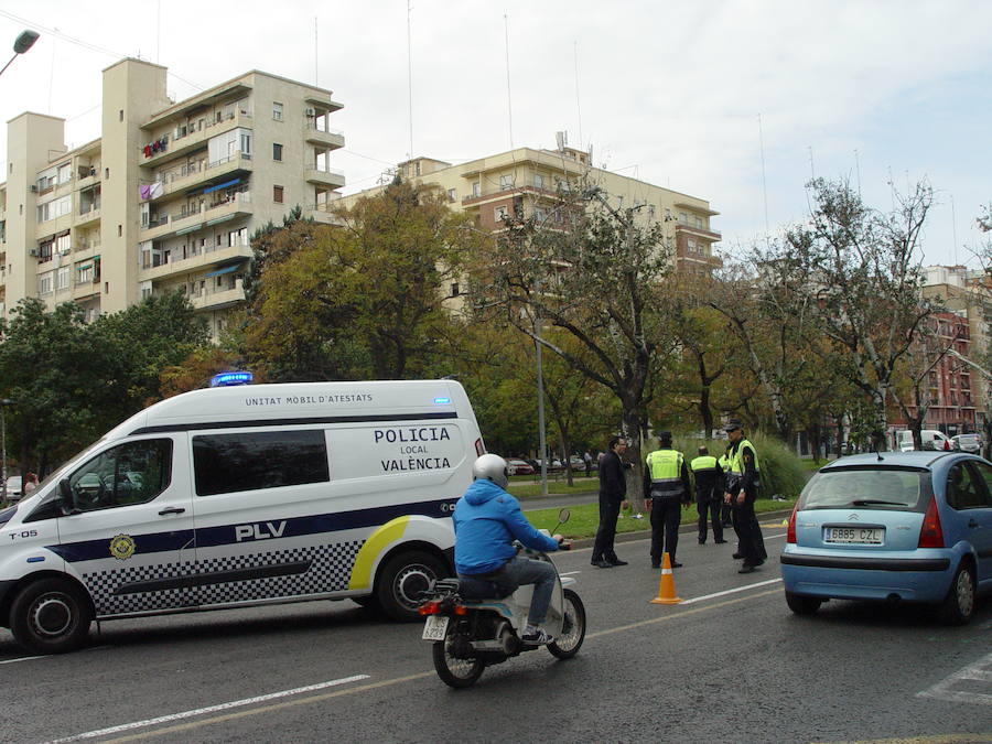 Fotos del accidente en Blasco Ibáñez en el que ha fallecido un peatón atropellado