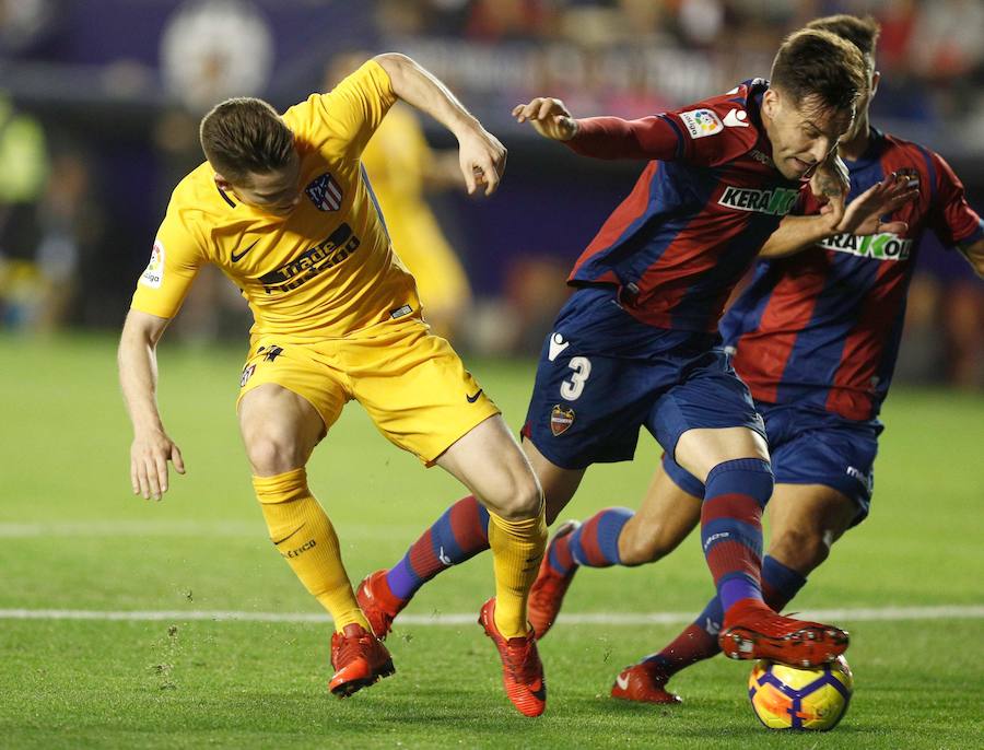 Estas son las mejores imágenes que deja el partido de la jornada 13 en el Ciutat de València