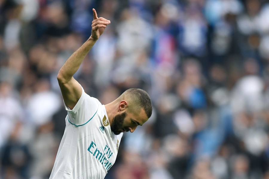 El Real Madrid venció al Málaga 3-2 en el Santiago Bernabéu. Un partido loco donde Benzema abrió la lata y Casemiro volvió a poner ventaja tras el empate de Rolan. El 'Chory' Castro volvió a poner las tablas tras un error de Kiko Casilla y Cristiano, que vio como Roberto paraba su penalti, anotaba a placer en el rechace para dar la victoria a los blancos. 