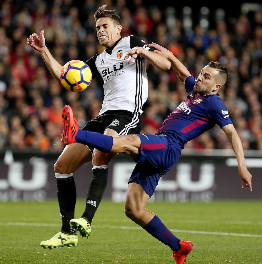 Estas son las mejores imágenes que deja el choque de la jornada 13 en Mestalla