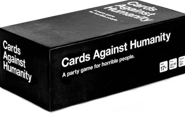 La bajara de cartas del juego 'Cards Against Humanity'.