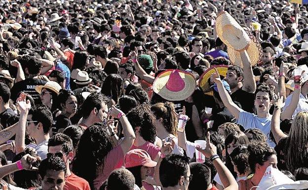 La Marina de Valencia no acogerá las paellas universitarias el próximo año y reducirá los macrofestivales