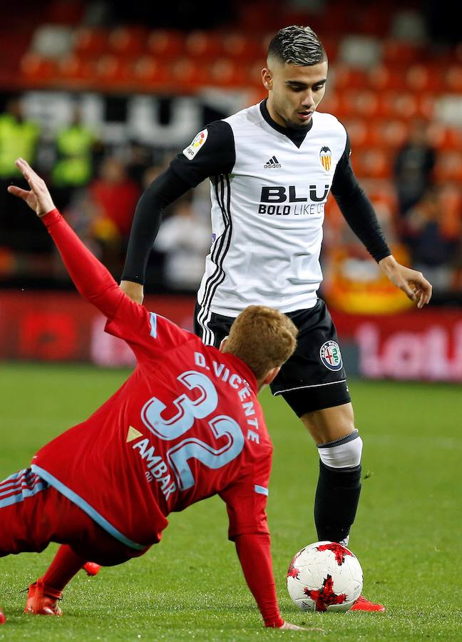 Estas son las mejores imágenes del choque de vuelta de dieciseisavos de Copa del Rey en Mestalla