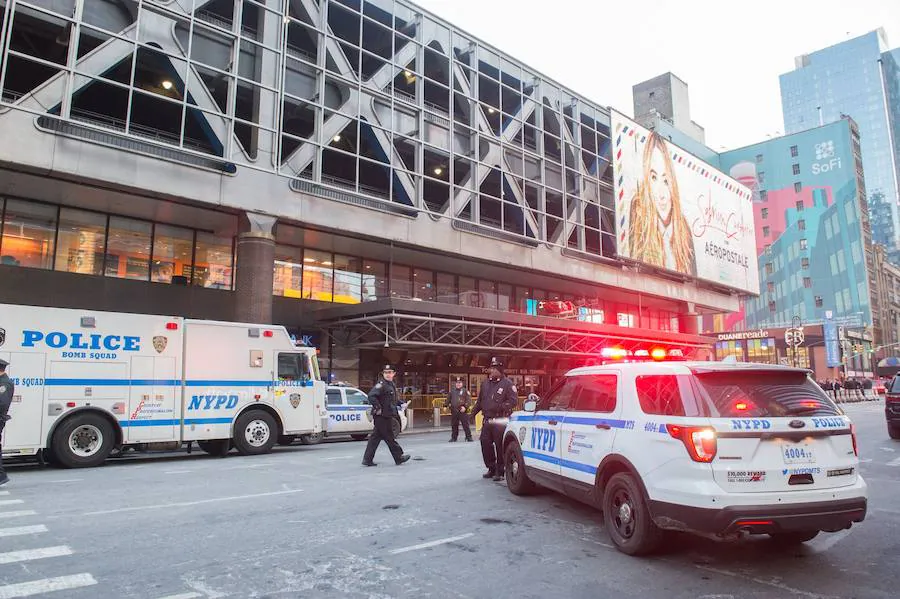 Un hombre, que ha sido detenido, habría intentado acceder al metro en la zona de Times Square con un artefacto.
