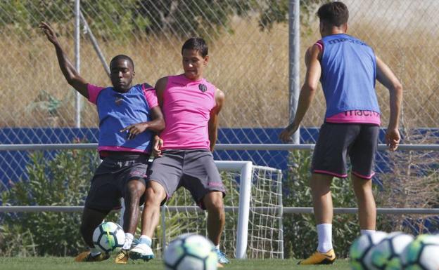 Lukic durante un entrenamiento en Buñol.