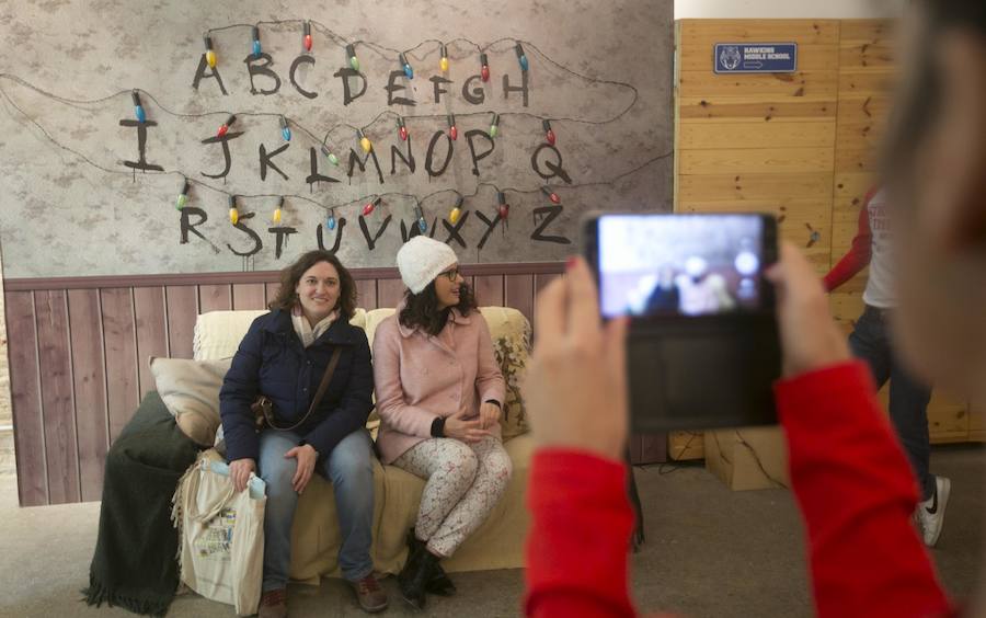 El mundo de Stranger Things desembarca en Valencia con una tienda que estará disponible los días 15, 16 y 17 de diciembre en horario de 11h a 21h en la calle de Portal de Valldigna.