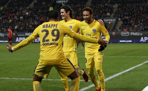 El trío Mbappé-Cavani-Neymar se luce ante el Rennes