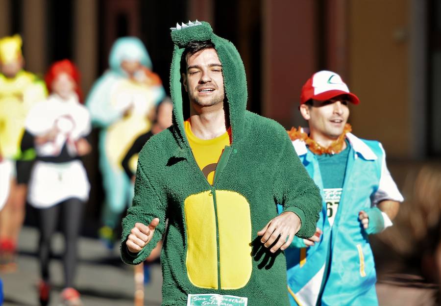 Fotos de la San Silvestre 2017 de Cheste