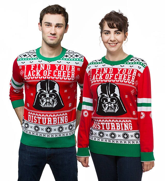 Este año no podían faltar jerséis dedicados a 'Star Wars', a propósito de la nueva entrega de la saga.