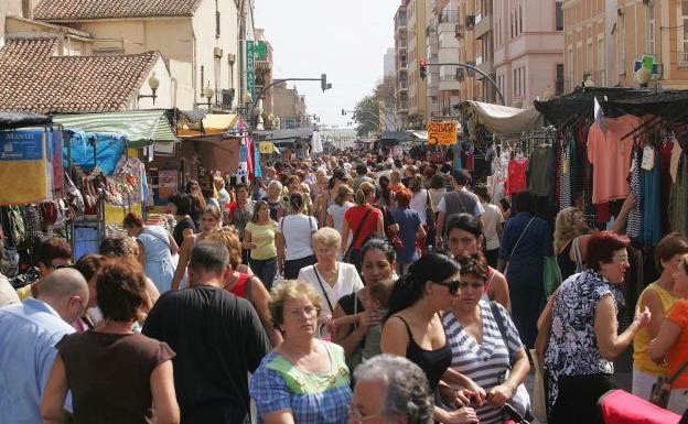 Gente en las calles de Valencia.