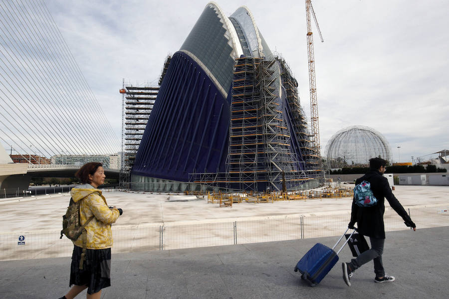 Fotos de las obras del Ágora, que acogerá el Caixafórum Valencia