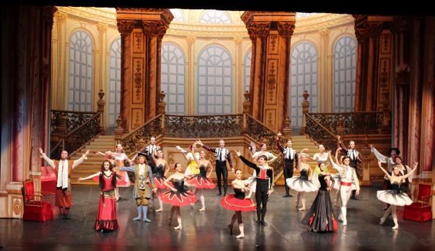 Los bailarines del Ballet de Moscú durante la representación en el Auditori TM. 