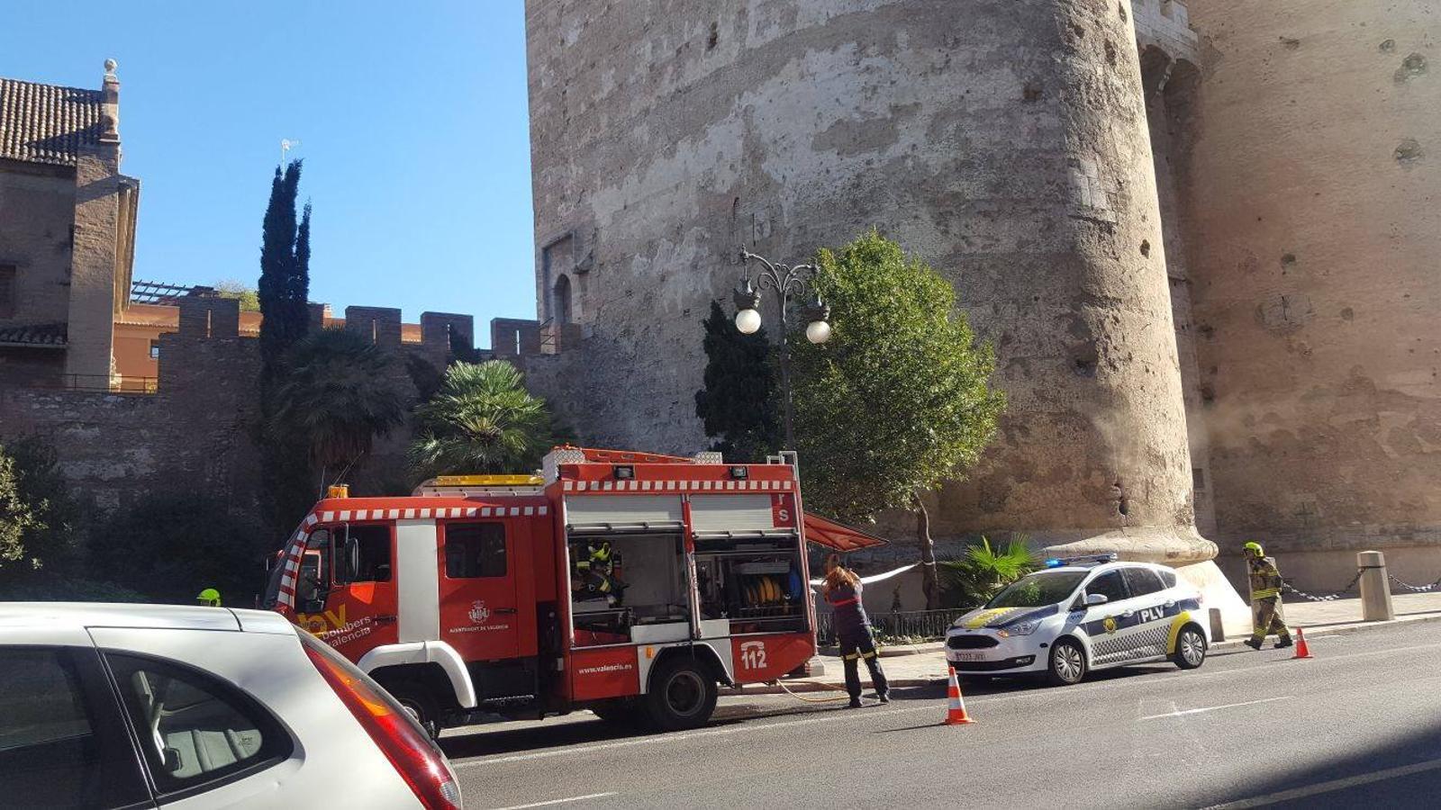 Fotos del incendio que ha afectado a las Torres de Quart de Valencia