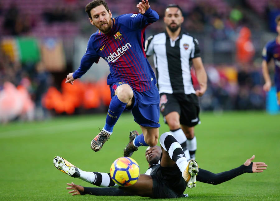 Estas son las imágenes que deja el partido de Liga en el Camp Nou