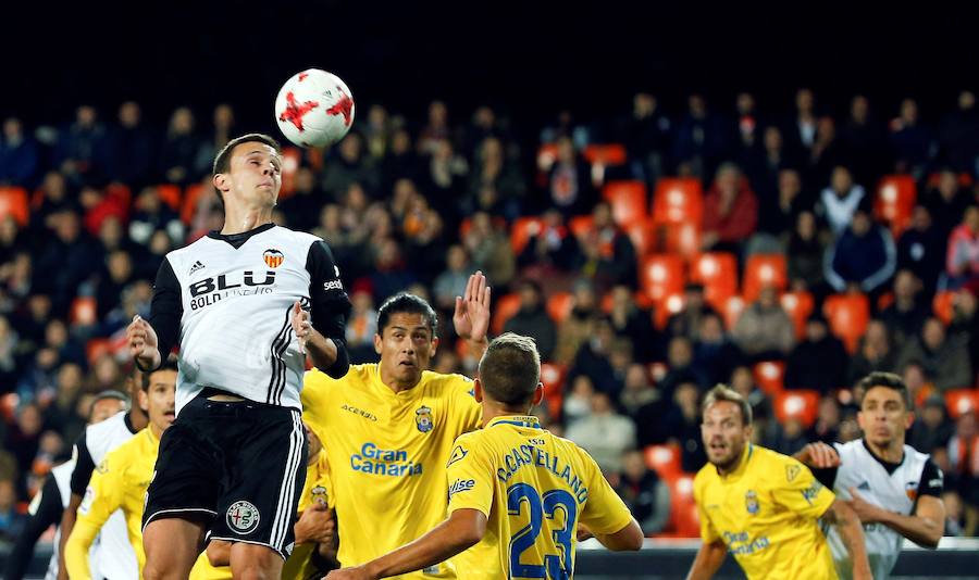 Estas son las imágenes que deja el partido de vuelta de octavos de Copa del Rey en Mestalla