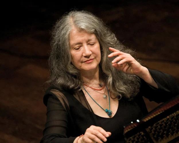 La Pianista Argentina Martha Argerich Vuelve Al Palau De La Música 30 Años Después Las Provincias 2870