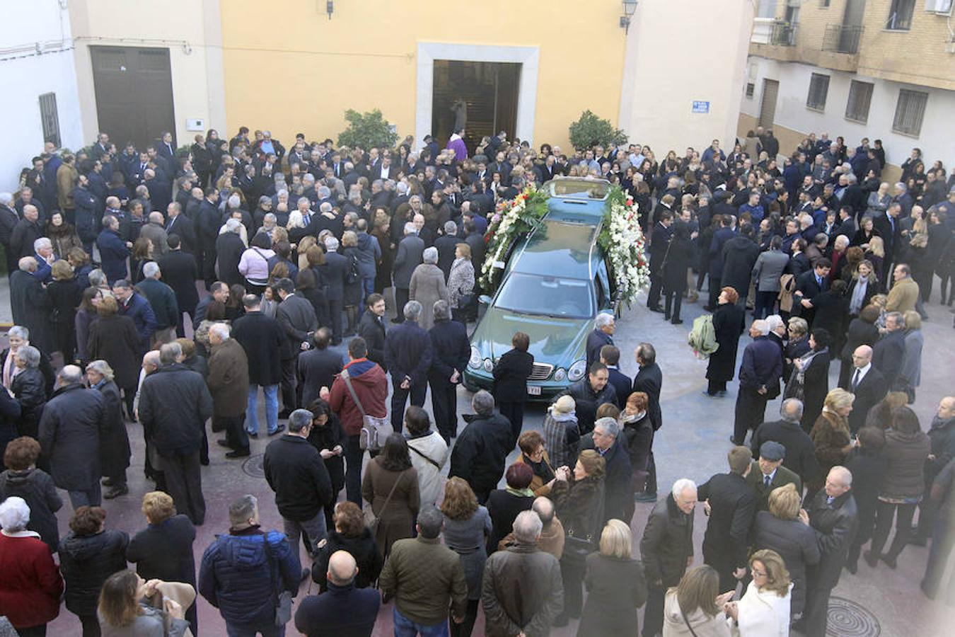 Fotos del funeral de Francisco Pons, expresidente de la Asociación Valenciana de Empresarios (AVE)