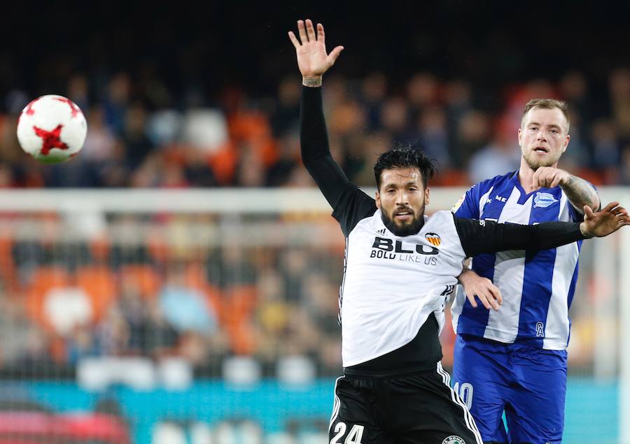 Estas son las mejores imágenes del partido de ida de cuartos de Copa del Rey en Mestalla