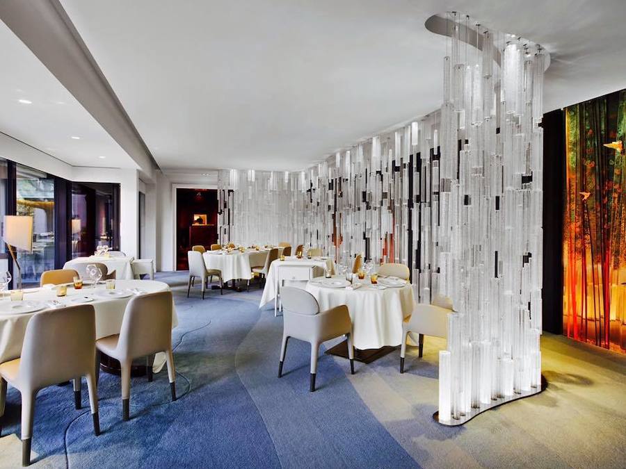 L'AUBERGE DE L'ILL | En el municipio francés de Illhaeusern se encuentra el cuarto mejor restaurante de lujo del mundo. El restaurante cuenta con tres estrellas Michelin desde hace 50 años, también disponen de un hotel de cinco estrellas y de un spa.