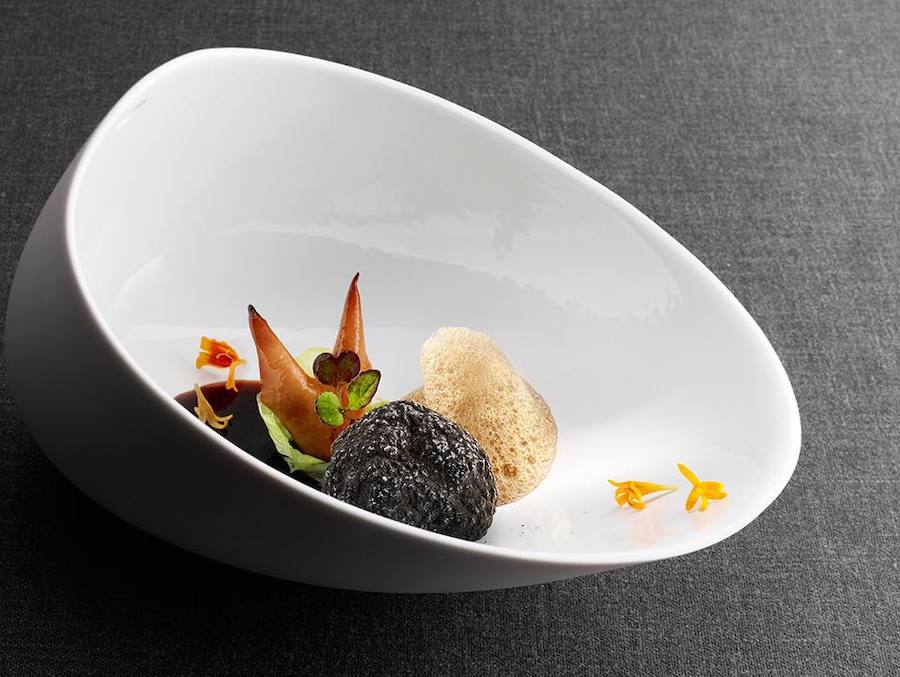 MARTÍN BERASATEGUI | En la quinta posición de este ranking de TripAdvisor se encuentra el primer restaurante español del listado. En Lasarte se encuentra este restaurante también con tres estrellas Michelin.