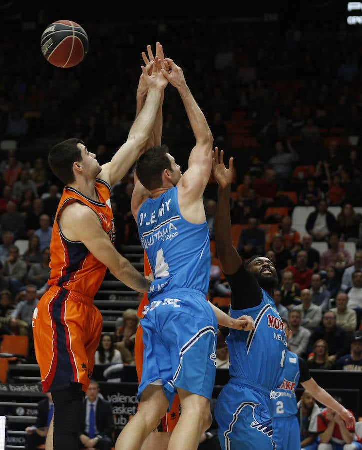 Estas son las mejores imágenes del partido de Liga Endesa en la Fonteta