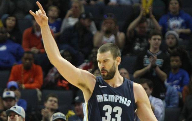 Marc Gasol celebra la victoria. 