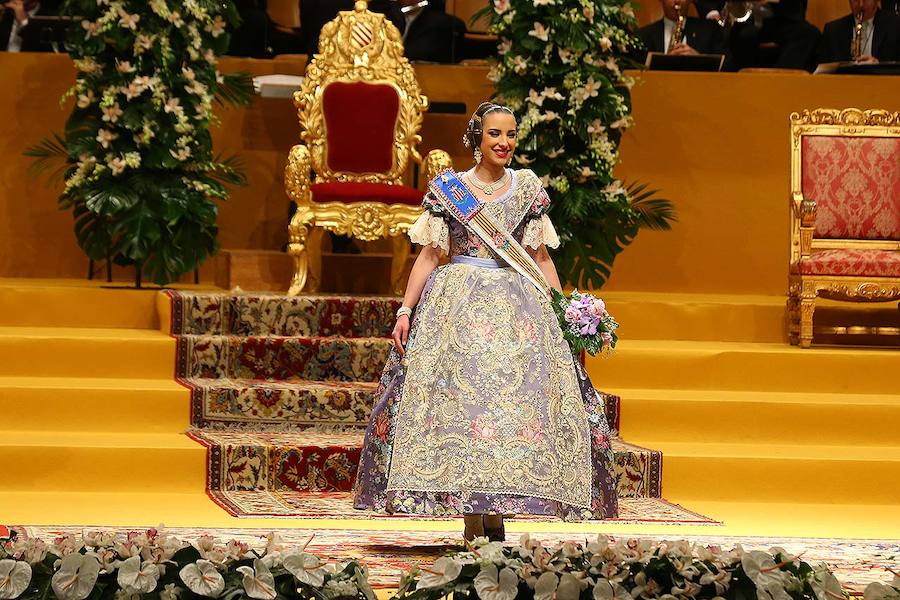 Fotos de la exaltación de la fallera mayor de Valencia 2018