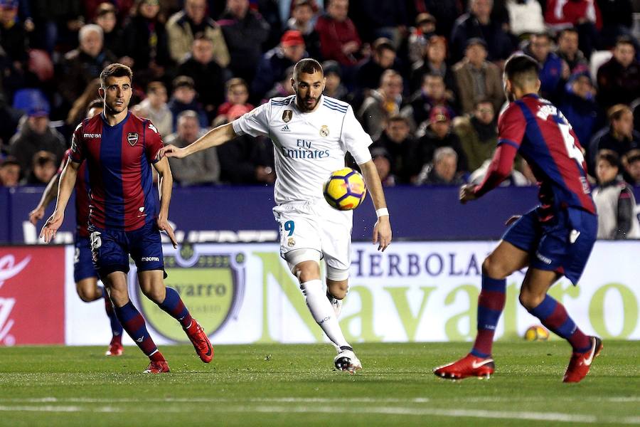 Estas son las imágenes que deja el partido de Liga en el Ciutat de València