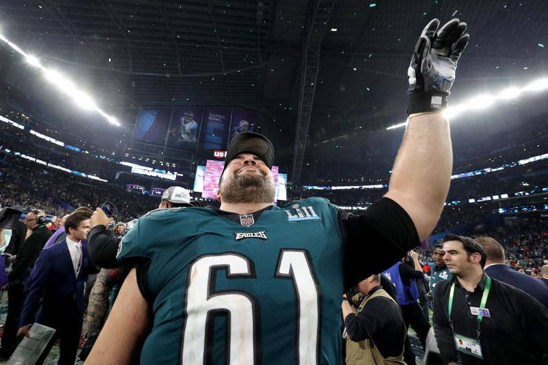 El equipo de Filadelfia se impone a los Patriots en el US Bank Stadium de Minneapolis (33-41) y conquista su primer trofeo Vince Lombardi, con el quarterback Nick Foles como MVP. 