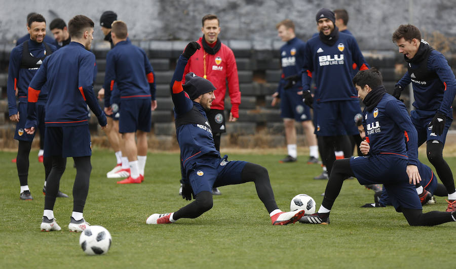 Así se han entrenado los jugadores del conjunto blanquinegro en Paterna.