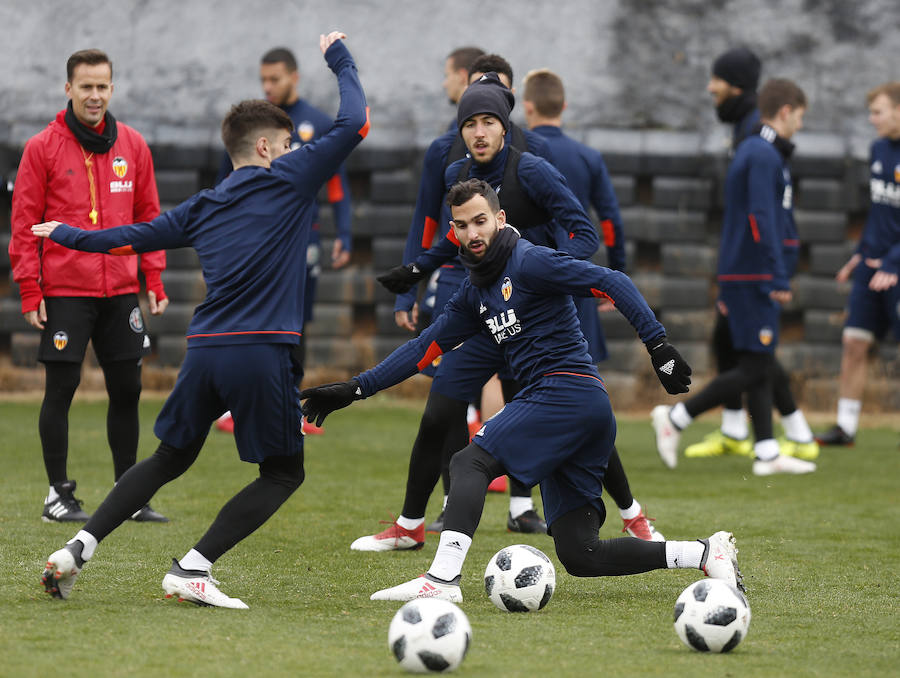 Así se han entrenado los jugadores del conjunto blanquinegro en Paterna.