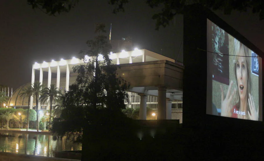 Séptimo arte | La Filmoteca d'Estiu guarda un rincón especial en el corazón del intérprete. "La destaco porque, además de poder ver cine al aire libre y porque el emplezamiento junto al Palau de la Música me encanta, es una forma de ver películas de calidad... ya sean clásicos o los últimos estrenos", confiesa no sin antes apuntar que acude siempre que puede.