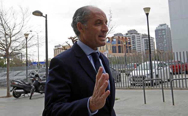 El ex presidente de la Generalitat, a su llegada a la Ciudad de la Justicia la semana pasada.