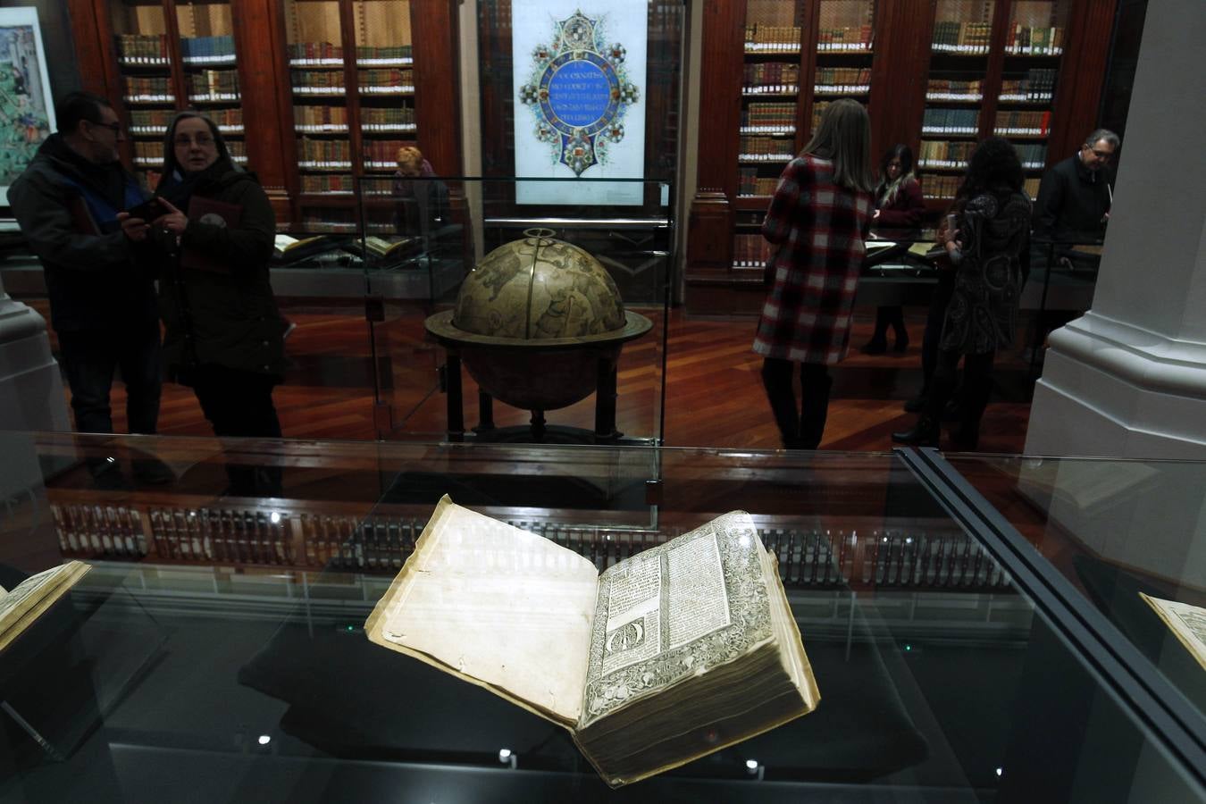 Fotos: Fotos de las joyas manuscritas e incunables de la exposición de la Universitat de València