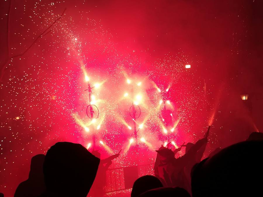 El barrio de Valencia celebra los días previos a la festividad de su patrona. Hoy ha tenido lugar el correfoc por las calles del casco antiguo. El programa de actos para este fin de semana es el siguiente: sábado: guitarrà y cant d'estil; domingo: alborada a la medianoche, volteo de campanas y disparo pirotécnico por la mañana y ofrenda a las 18 horas; lunes: misa de descubrir a las 06:30 horas, traslado de la imagen a mediodía, mascletà en la plaza Badajoz a las 14 horas, procesión a las 20 horas y disparo de fuegos artificiales a las 22 horas.