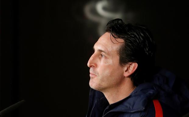 Unai Emery, ante los medios. 