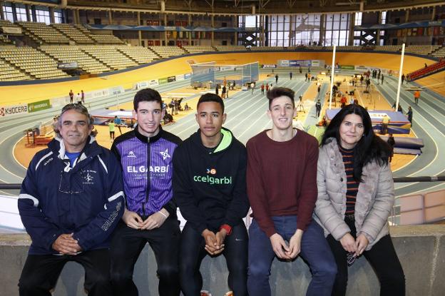 Puig, Llopis, Salort, Ruiz y Belda, en el Palau Lluis Puig. 