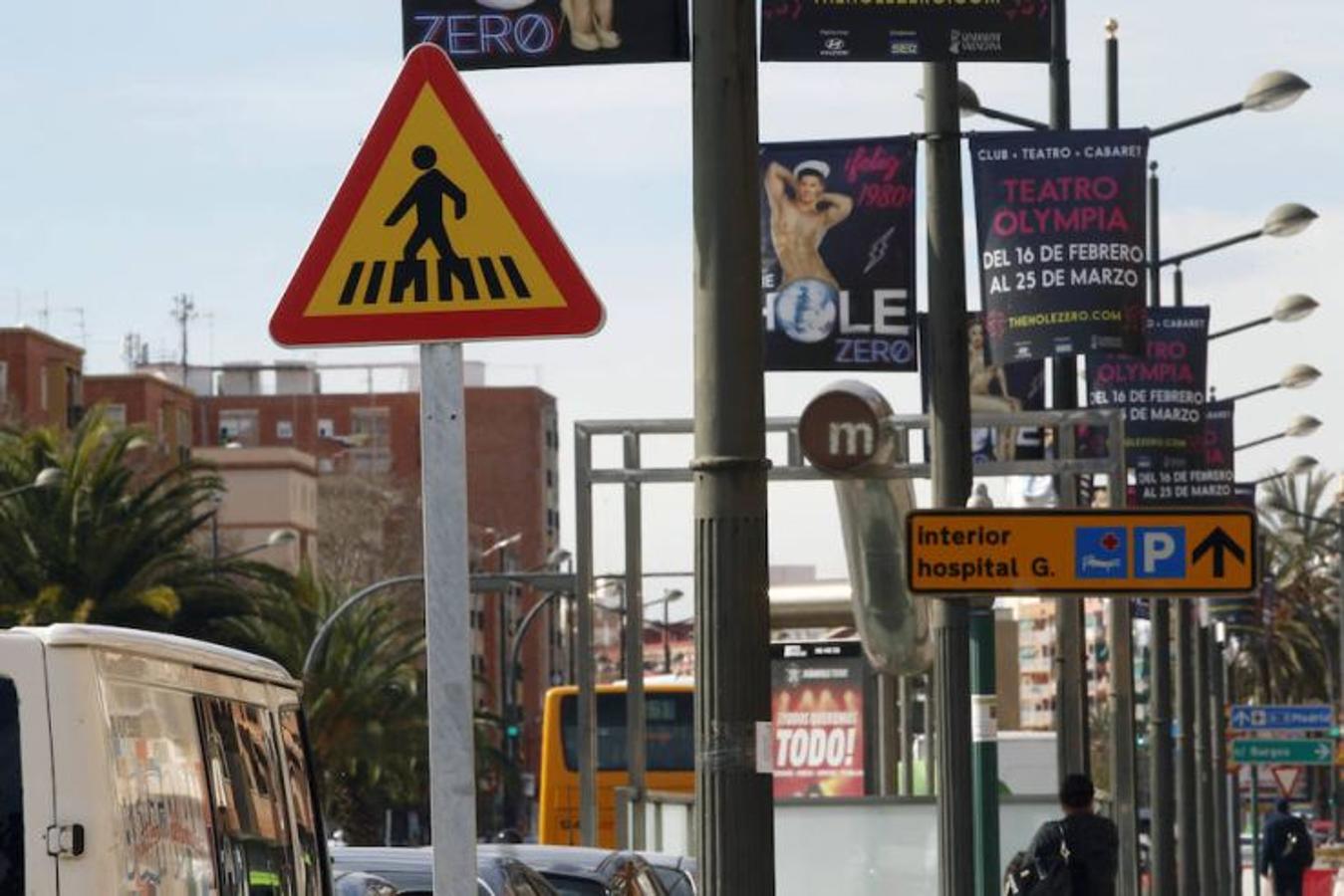 Fotos: Fotos de las señales indebidas en la avenida del Cid