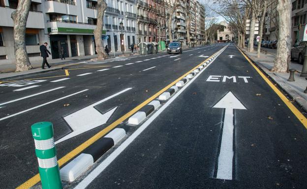 Tramo del carril EMT en Navarro Reverter 