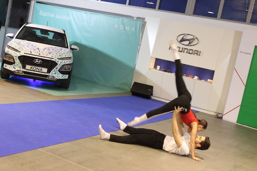 El ‘Kona Tour’ llegó a Hyundai Autiber para convertir la sede del concesionario en el parque Albán de Burjassot en un espacio dedicado a la moda, la danza y el diseño.