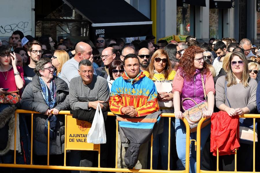 Fotos: Búscate en la mascletà del 25 de febrero en las Fallas 2018