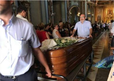 Imagen secundaria 1 - Antonio y Maje, el día de su boda. El funeral de Antonio. Salva, el asesino confeso. 