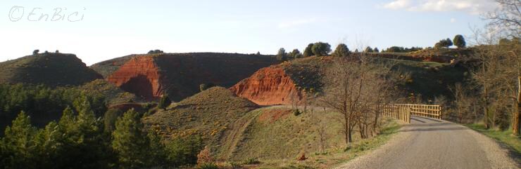 La Vía Verde de Ojos negros es la más larga de España con 160 kilómetros de recorrido. 