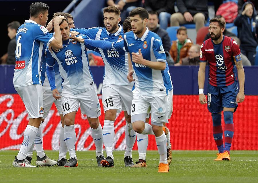 Estas son las imágenes que deja el partido de la jornada 27 en el Ciutat de València