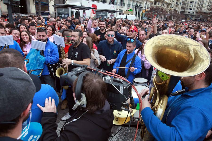 Fotos: Así ha sido la mascletà del primer domingo de marzo