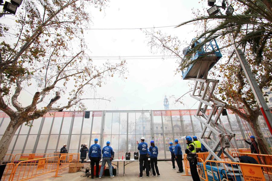Fotos: Así ha sido la mascletà del primer domingo de marzo